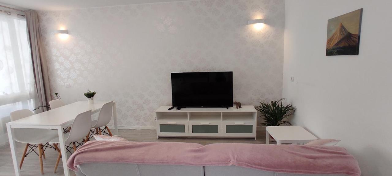 Ideal Holiday Apartment In The South Of Tenerife طوستا ديل سيلونثيو المظهر الخارجي الصورة